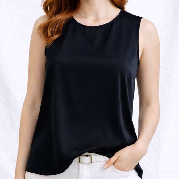 Banana Republic Tops - Banana Republic Navy Blue Sleeveless Shell Tank with Keyhole Back – Size Medium